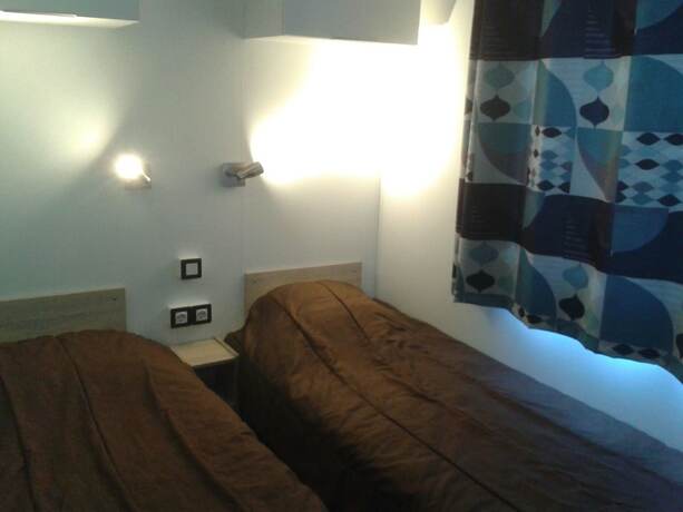 Imagen de la habitación del Hotel Camping La Corniche. Foto 16