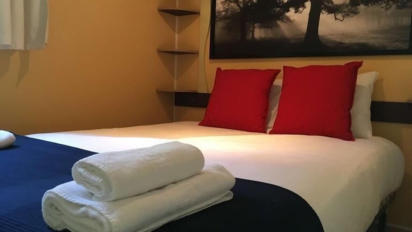 Imagen de la habitación del Hotel Camping La Fundici&oacute;n. Foto 3