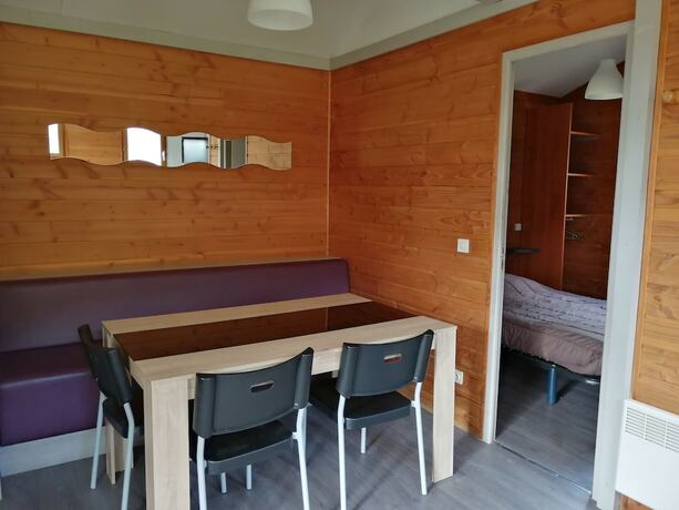 Imagen de la habitación del Hotel Camping La Palatri&egrave;re. Foto 12