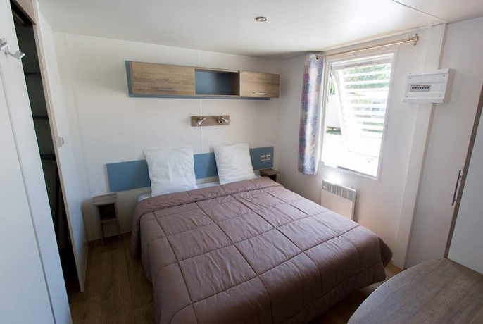 Imagen de la habitación del Hotel Camping La Palmyre Estanquet. Foto 2