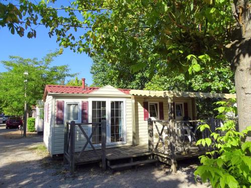 Imagen de la habitación del Hotel Camping La Pinede, GREUX LES BAINS. Foto 8