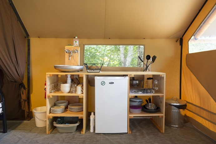 Imagen de la habitación del Hotel Camping La Pin&egrave;de, Excenevex-Plage. Foto 3