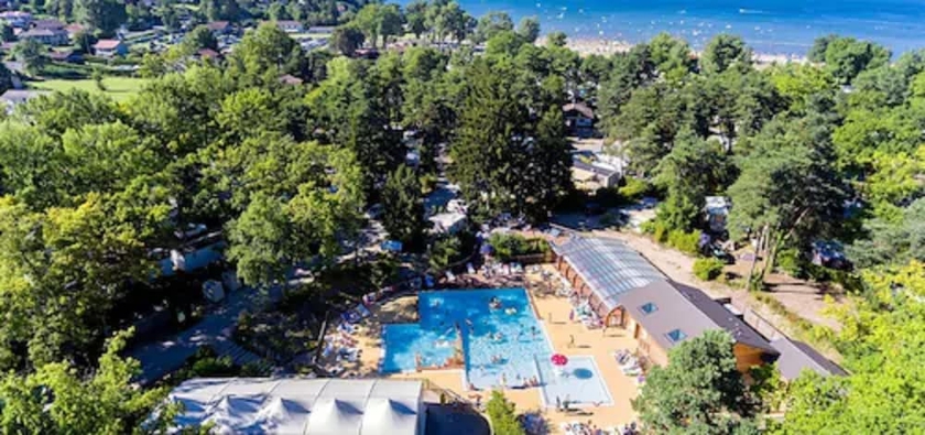 Imagen general del Hotel Camping La Pinède, Excenevex-Plage. Foto 1