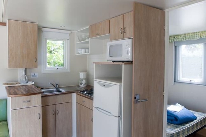 Imagen de la habitación del Hotel Camping La Pin&egrave;de, Excenevex-Plage. Foto 6