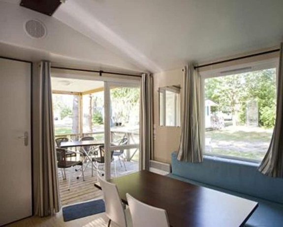 Imagen de la habitación del Hotel Camping La Pin&egrave;de, Excenevex-Plage. Foto 8
