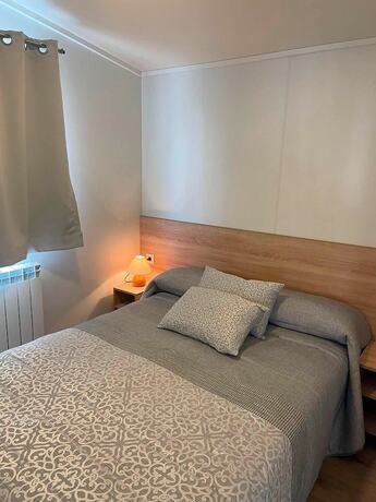 Imagen de la habitación del Hotel Camping La Playa. Foto 18