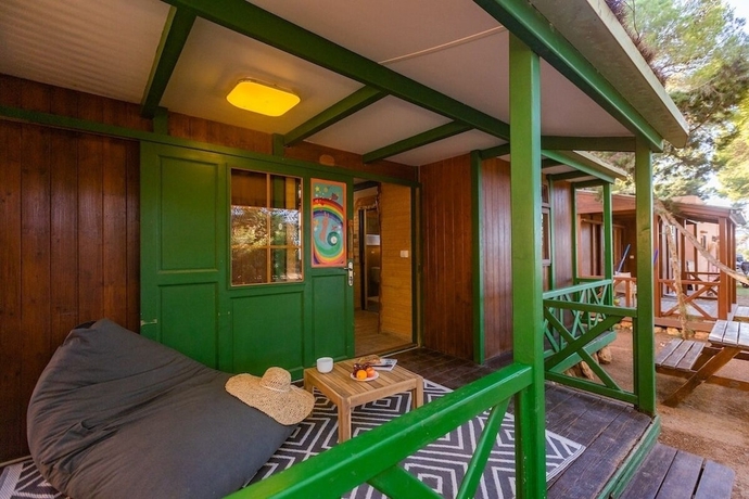 Imagen de los exteriores del Hotel Camping Laplaya Ibiza. Foto 16