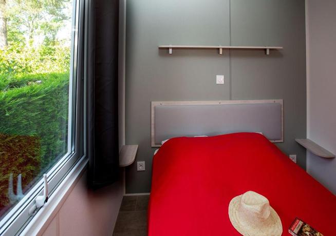 Imagen de la habitación del Hotel Camping Le Both d\'Orouet. Foto 15
