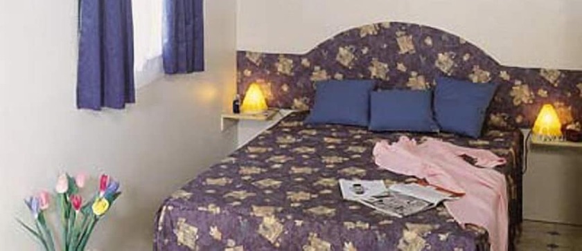 Imagen general del Hotel Camping Le Cernie. Foto 15