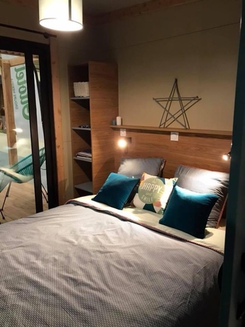 Imagen de la habitación del Hotel Camping Le Clos du Rh&ocirc;ne. Foto 6