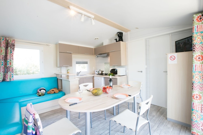 Imagen de la habitación del Hotel Camping Le Clos du Rh&ocirc;ne. Foto 10