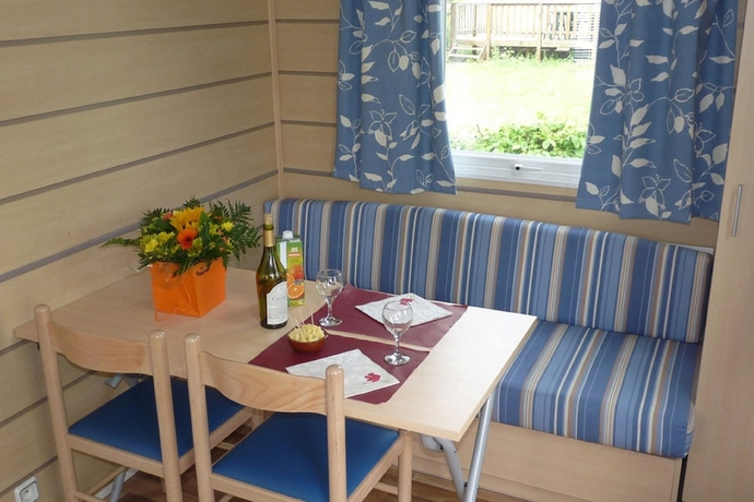 Imagen de la habitación del Hotel Camping Le Fayolan. Foto 4