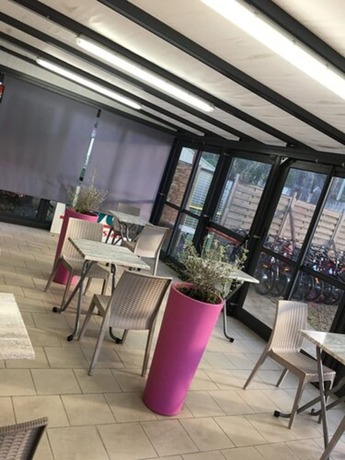 Imagen del bar/restaurante del Hotel Camping Le Frejus. Foto 12