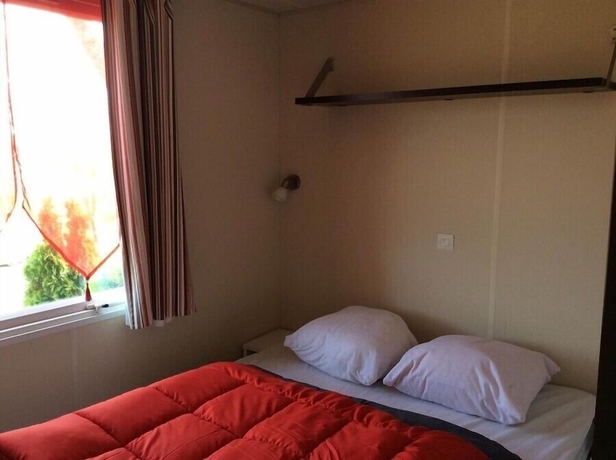 Imagen de la habitación del Hotel Camping Le Mont Joli Bois. Foto 9