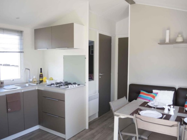 Imagen de la habitación del Hotel Camping Le Parc De Paris. Foto 7