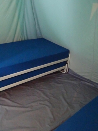 Imagen de la habitación del Hotel Camping Le Repaire - Tente Am&eacute;nag&eacute;e. Foto 9
