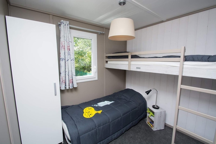 Imagen de la habitación del Hotel Camping Le Vieux Colombier. Foto 9