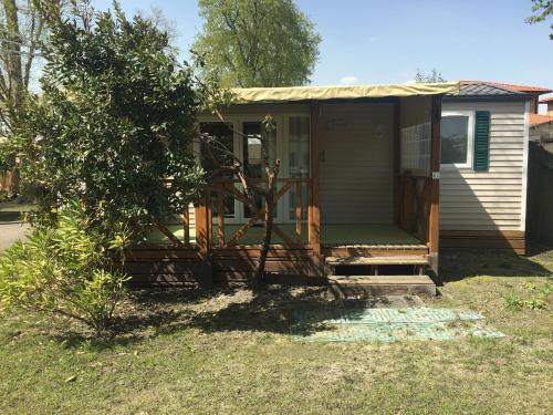 Imagen de la habitación del Hotel Camping Les Abberts. Foto 9