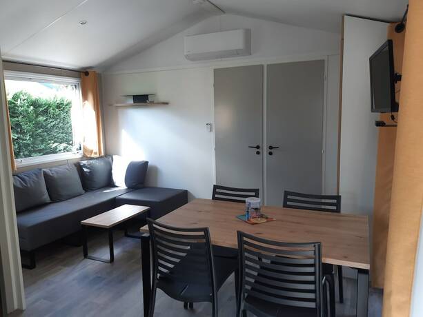 Imagen general del Hotel Camping Les Brillas. Foto 3