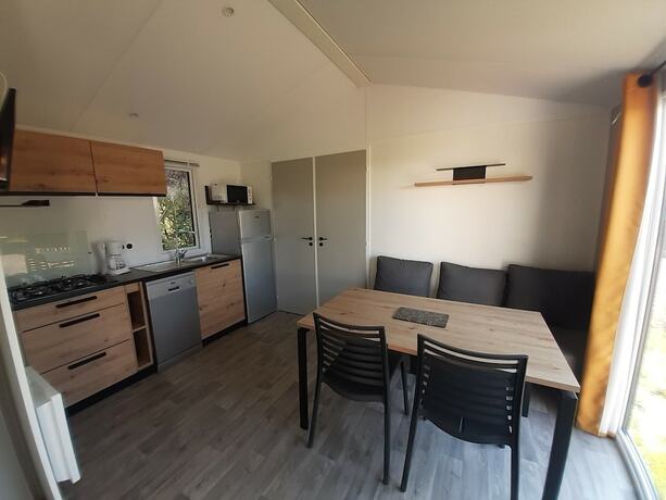 Imagen general del Hotel Camping Les Brillas. Foto 4