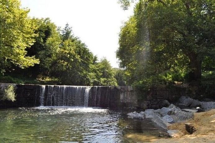 Imagen general del Hotel Camping Les Cerisiers du Jaur. Foto 10