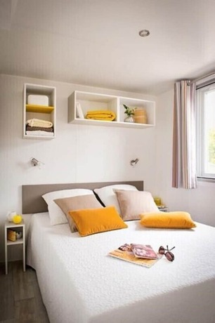 Imagen de la habitación del Hotel Camping Les Cerisiers du Jaur. Foto 17