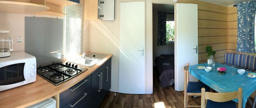 Imagen general del Hotel Camping Les Grillons. Foto 6