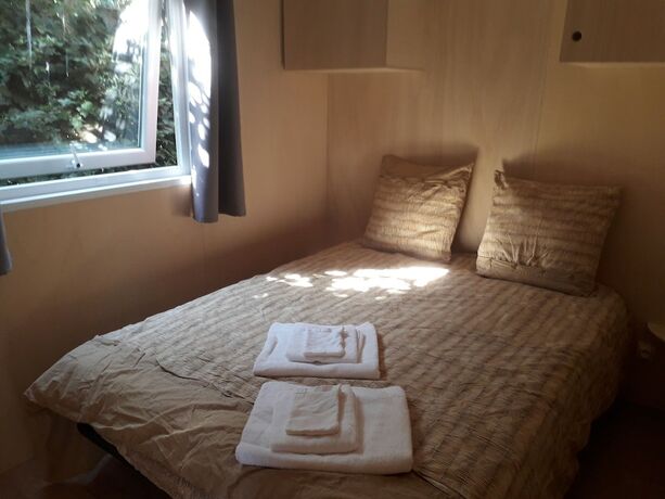 Imagen de la habitación del Hotel Camping Les Peupliers. Foto 15