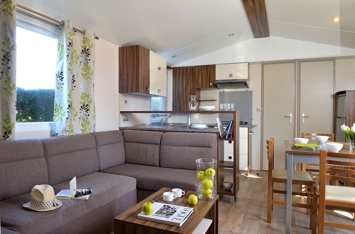 Imagen de la habitación del Hotel Camping Les Places Dorees. Foto 4