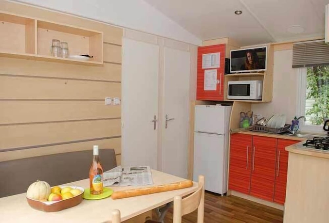 Imagen de la habitación del Hotel Camping Les Plans. Foto 5