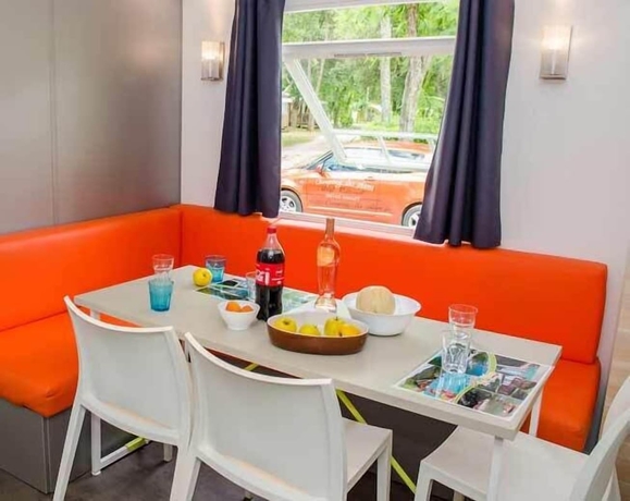 Imagen de la habitación del Hotel Camping Les Plans. Foto 6