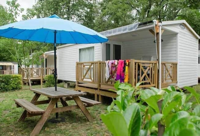 Imagen de la habitación del Hotel Camping Les Plans. Foto 10