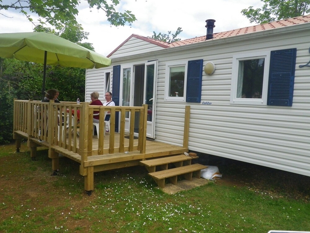 Imagen de la habitación del Hotel Camping Les Poutiroux - Mobilhome. Foto 9