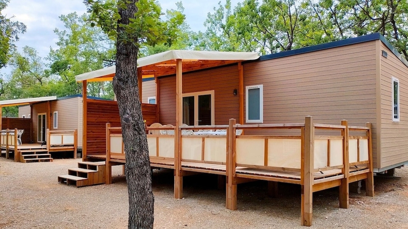 Imagen de la habitación del Hotel Camping Les Rives du Lac de Sainte Croix. Foto 4