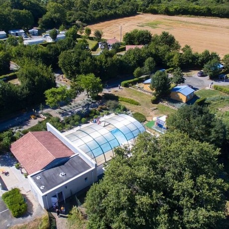 Imagen general del Hotel Camping Les Ruli&egrave;res. Foto 12
