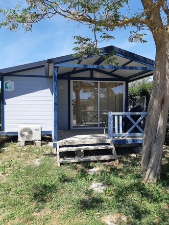 Imagen de la habitación del Hotel Camping Les Sources. Foto 17