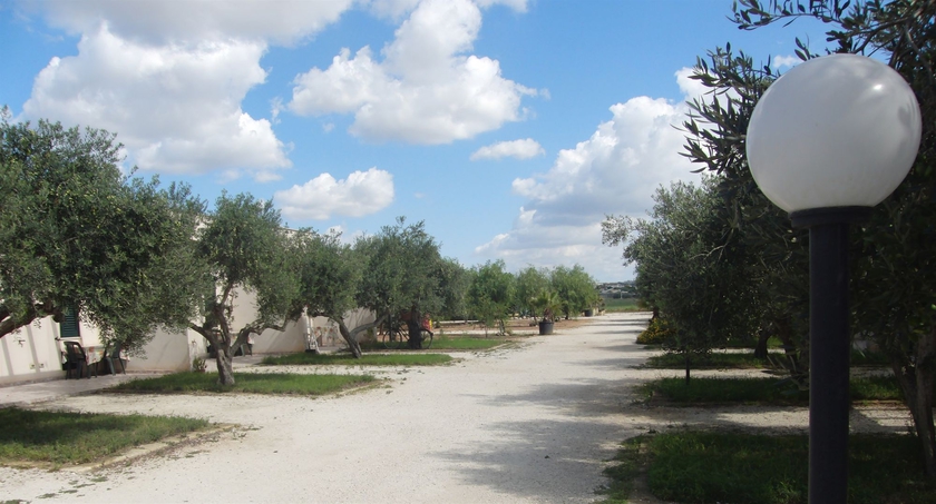 Imagen general del Hotel Camping Lilybeo Village. Foto 7