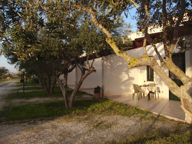 Imagen de la habitación del Hotel Camping Lilybeo Village. Foto 11