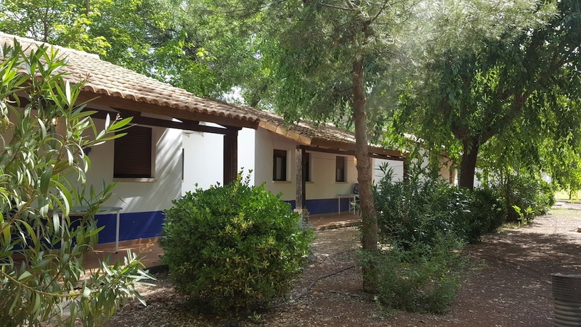 Imagen general del Hotel Camping Los Arenales. Foto 1