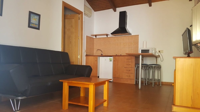Imagen de la habitación del Hotel Camping Los Arenales. Foto 10