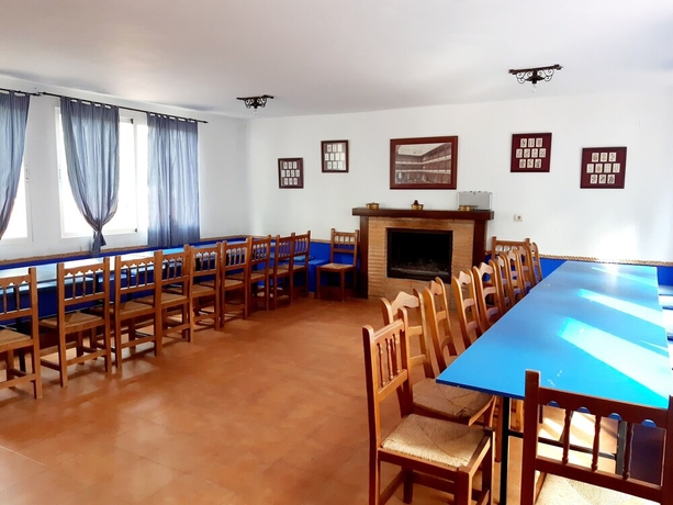 Imagen del bar/restaurante del Hotel Camping Los Arenales. Foto 4