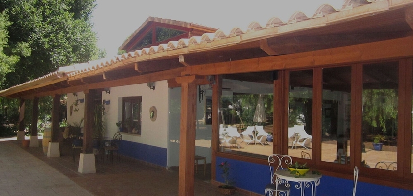 Imagen general del Hotel Camping Los Arenales. Foto 3