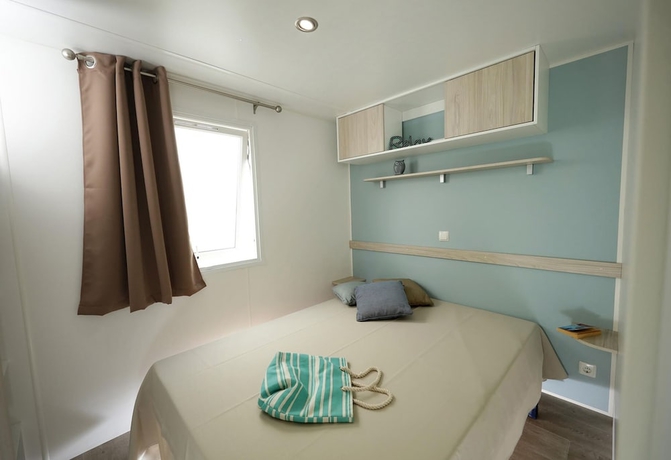 Imagen de la habitación del Hotel Camping Ma&iuml;ana Resort. Foto 2