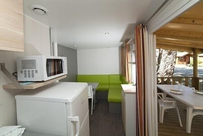 Imagen de la habitación del Hotel Camping Merendella. Foto 4