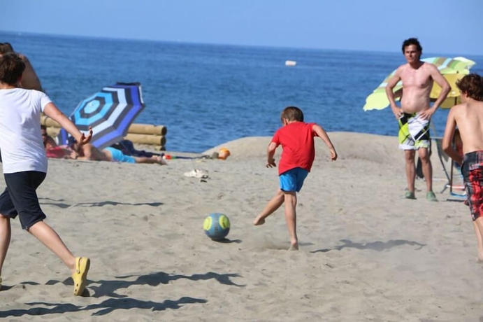 Imagen de los exteriores del Hotel Camping Merendella. Foto 14