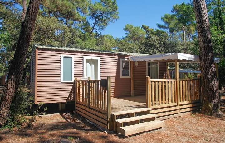 Imagen de la habitación del Hotel Camping Monplaisir. Foto 11