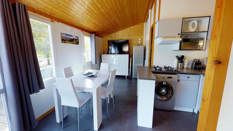 Imagen de la habitación del Hotel Camping Napol&eacute;on. Foto 4