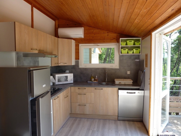 Imagen de la habitación del Hotel Camping Napol&eacute;on. Foto 9