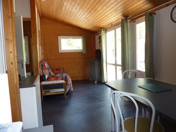 Imagen de la habitación del Hotel Camping Napol&eacute;on. Foto 11