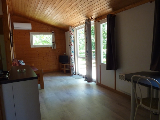 Imagen de la habitación del Hotel Camping Napol&eacute;on. Foto 16